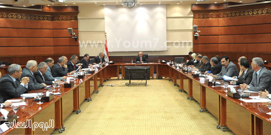  شريف إسماعيل رئيس الوزراء يستقبل نواب المنيا   (17)