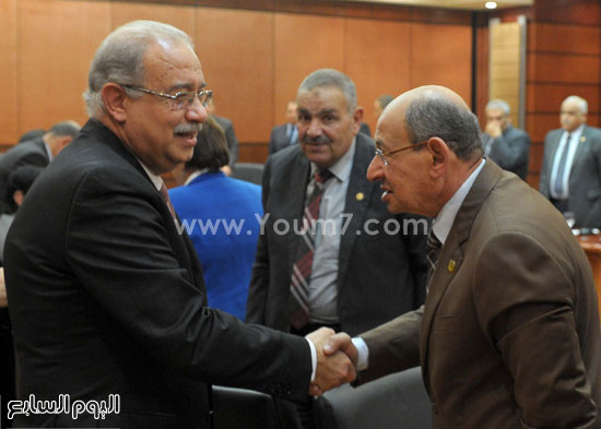  شريف إسماعيل رئيس الوزراء يستقبل نواب المنيا   (9)