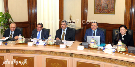 اجتماع مجلس الوزراء حكومة شريف اسماعيل الوزراء الجدد (46)