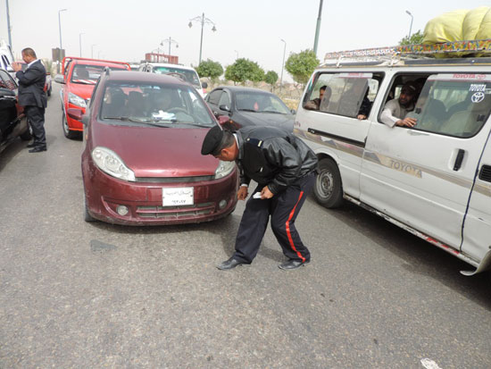  مدير أمن مطروح يقود حملة مرورية (5)