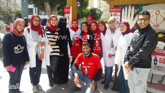 حملة التوعية لطلاب صيدلة الإسكندرية (2)