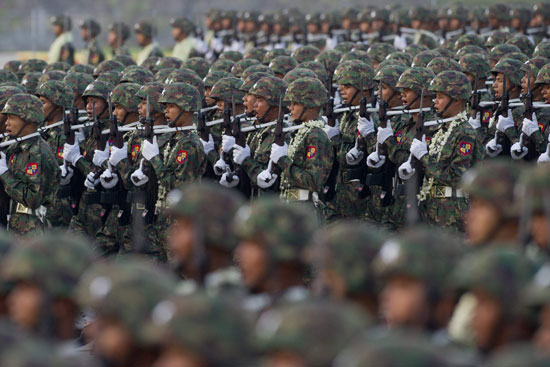 عيد القوات المسلحة فى ميانمار (4)