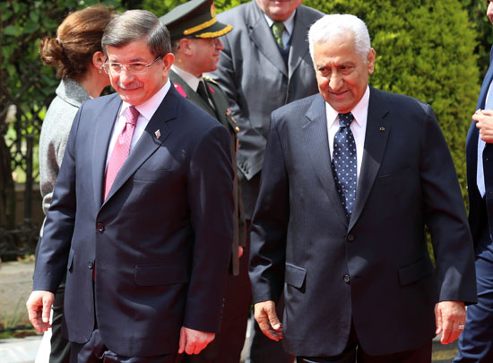 رئيس وزراء تركيا يصل إلى عمان فى زيارة تستغرق يوما واحدا (5)