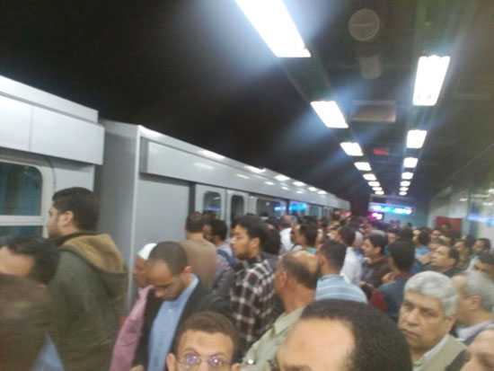 مترو الانفاق ، شبرا الخيمه ، ازدحام (2)