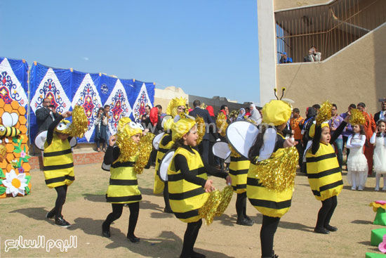 عرض نحل العسل - طلاب - وزير التعليم (5)
