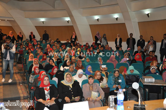 المؤتمر الدولى الثامن لكلية التمريض بجامعة حلوان (7)