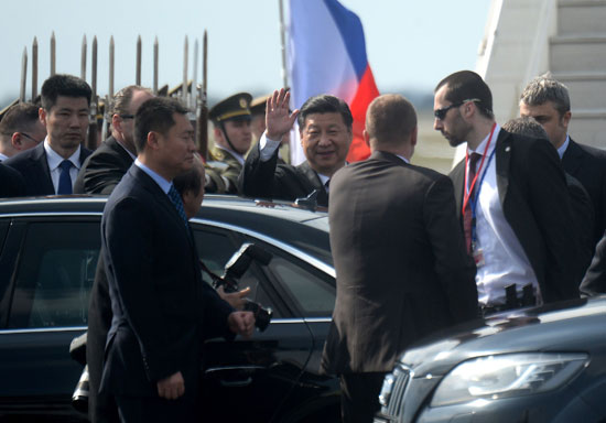 زيارة-الرئيس-الصينى-لتشيكيا-تثير-احتجاجات-(3)