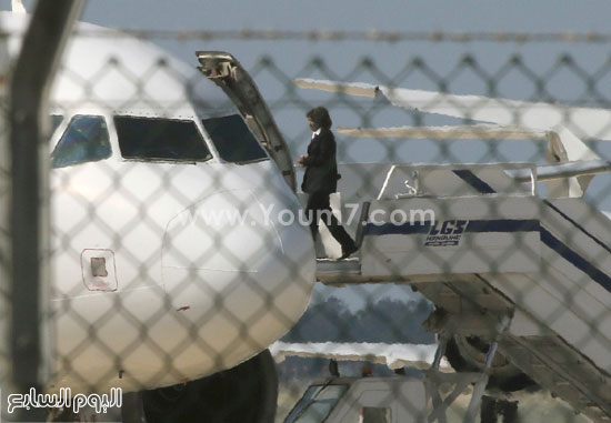 ركاب طائرة مصر للطيران المخطوفة فى قبرص (14)