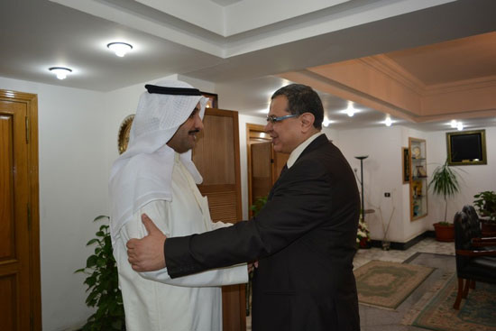 وزير القوى العاملة خلال لقائه مدير منظمة العمل العربية (1)