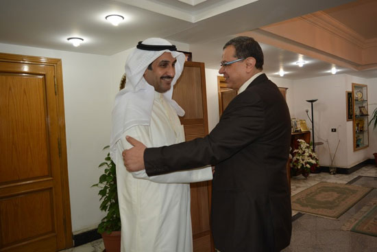 وزير القوى العاملة خلال لقائه مدير منظمة العمل العربية (2)
