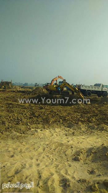 إزالة تعديات على نهر النيل بمساحة 10 آلاف م3 بمدينة الصف بالجيزة (6)