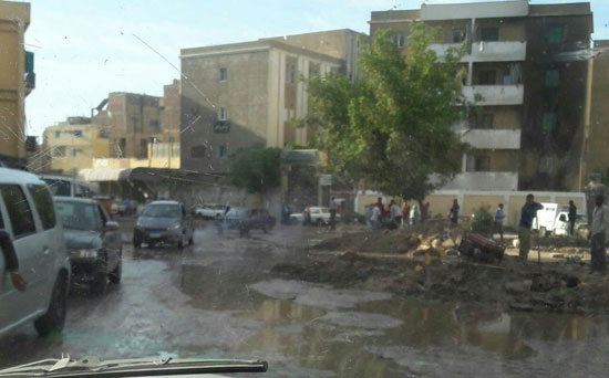 منطقة النفق، اسوان، كسر ماسورة مياه، صحافة مواطن، اخبار اسوان، محافظة اسوان (3)