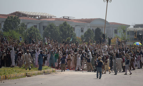 مظاهرات فى باكستان (6)