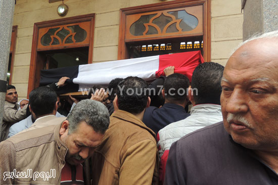 جنازة عسكرية للمقدم طارق مصطفى فى الشرقية (1)