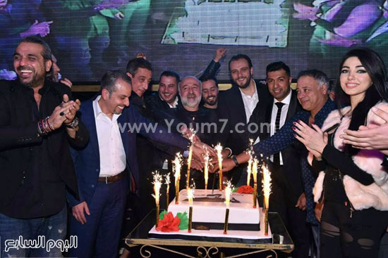 المطرب العراقى همام يحتفل بتوقيع عقود ألبوماته مع المنتج على المولى ببيروت (5)