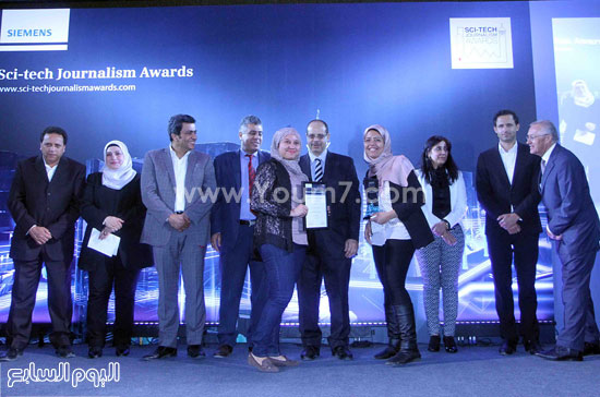 اليوم السابع يفوز بجوائز سيمنس للتميز الصحفى لعام 2015  (28)