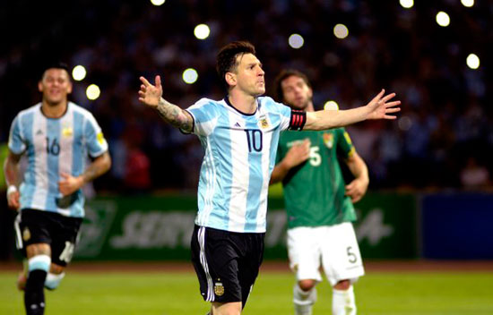 ميسي يدخل تاريخ الأرجنتين بعد الفوز على بوليفيا فى تصفيات المونديال (7)
