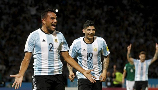 ميسي يدخل تاريخ الأرجنتين بعد الفوز على بوليفيا فى تصفيات المونديال (9)