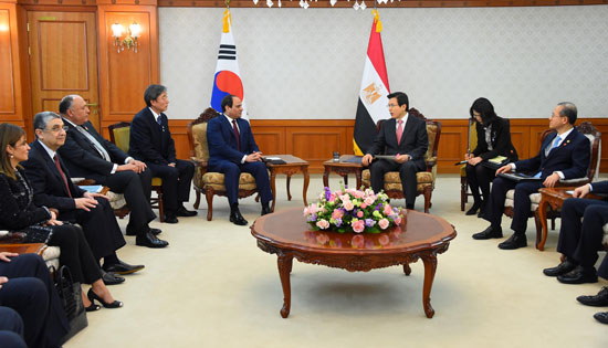 السيسى ورئيس الوزراء الكورى الجنوبى (3)