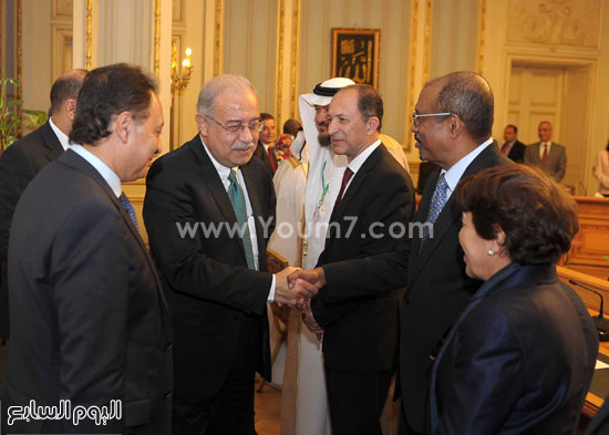 شريف اسماعيل يستقبل وزراء الصحة العرب (9)