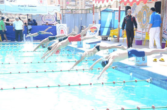 جانب-من-افتتاح-بطولة-الجمهورية-لسباحة-البراعم-(1)