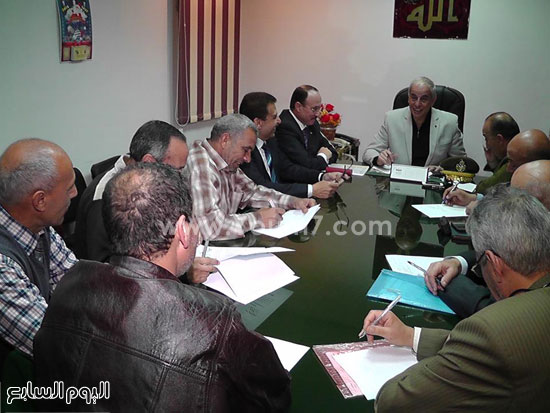 اجتماع اللواء السيد سعيد السكرتير العام لمحافظة الغربية (3)