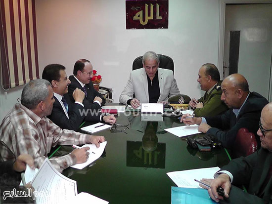 اجتماع اللواء السيد سعيد السكرتير العام لمحافظة الغربية (4)