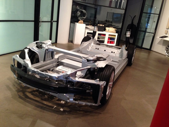 11 معلومة لا تعرفها عن سيارة تسلا المقبلة Model 3 (7)