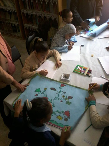 ورشة لتعليم الأطفال الفنون والقراءة الحرة بقصر ثقافة الأقصر (1)