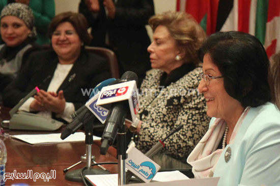 منظمة المراة العربية اليوم العالمي للمراة ميرفت التلاوى روناك عبد الواحد (4)