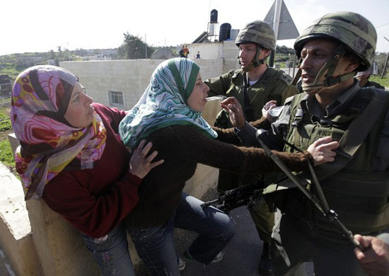 يوم المرأة العالمى ، فلسطينية ، سجزن الاحتلال ، اسرائيل (11)