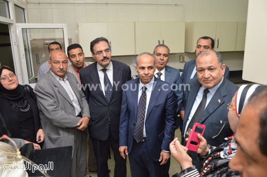 مجلس إدارة مؤسسة الأهرام خلال زيارته للجامعه (3)
