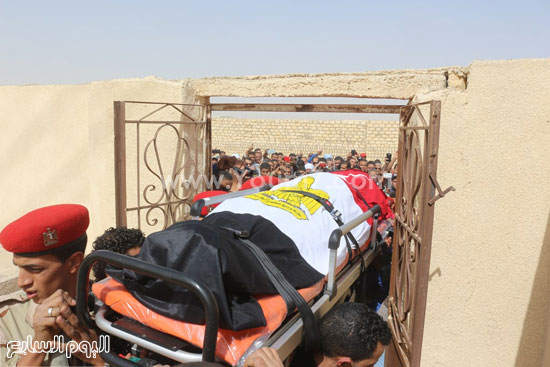 جنازة الشهيد المجند مصطفى عبد النبى (6)