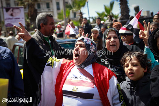 متظاهرو القائد إبراهيم يهتفون ضد المسيرى -اليوم السابع -4 -2015