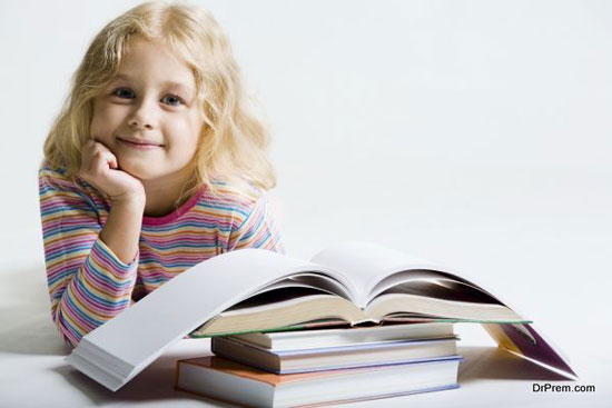 تعود طفلك على القراءة فى أقرب وقت ممكن -اليوم السابع -4 -2015
