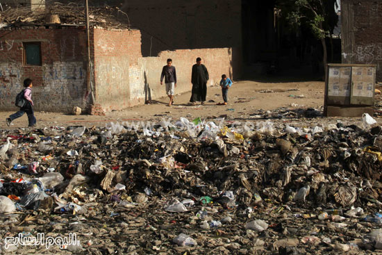 التلوث والأوبئة تحاصر البيوت بالهرم -اليوم السابع -4 -2015