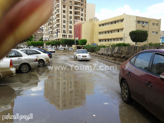 الأمطار الغزيرة فى شوارع المحافظة -اليوم السابع -4 -2015