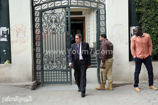  نائب رئيس محكمة النقض هشام أبو علم يغادر مقر نادى القضاة -اليوم السابع -4 -2015