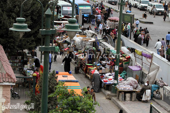 	الباعة الجائلون بالميدان بجوار موقف السرفيس -  اليوم السابع -4 -2015