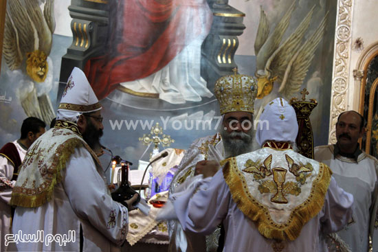 قداس عيد القيامة بمطرانية الإسماعيلية  -اليوم السابع -4 -2015