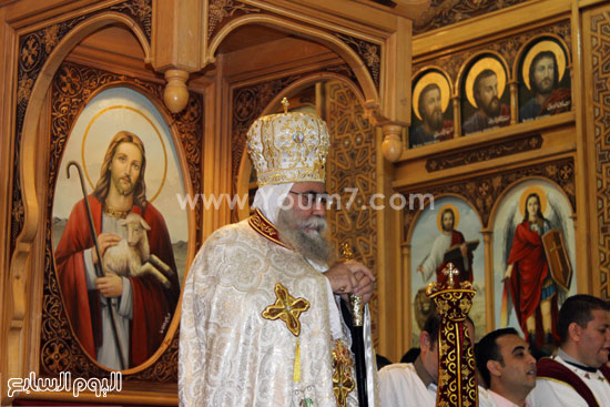 الأنبا سرافييم كاهن كنيسة الأنبا بيشوى بالإسماعيلية -اليوم السابع -4 -2015