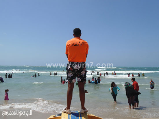 انتشار فرق الإنقاذ على الشواطئ -اليوم السابع -4 -2015
