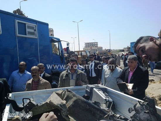 سيارة تحمل مخلفات تفجيرات القسم  -اليوم السابع -4 -2015