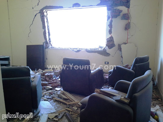 	احدى غرف القسم وهى محطمة نتيجة التفجير  -اليوم السابع -4 -2015
