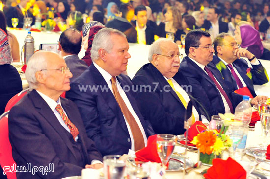 حسن يونس ومحمد العرابى و أسامة هيكل خلال الحفل -اليوم السابع -4 -2015