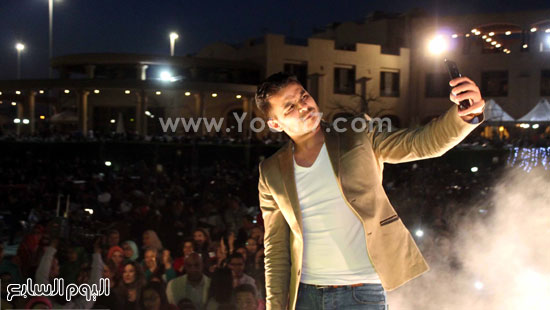 	Selfie محمد رشاد مع الجمهور -اليوم السابع -4 -2015