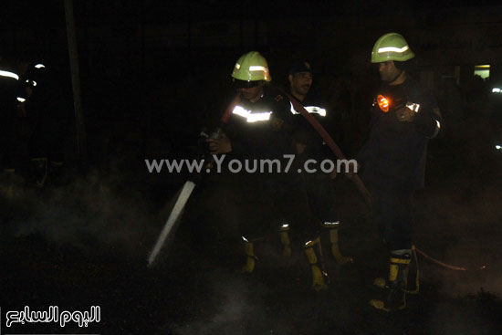 رجال الحماية المدنية يسيطرون على الحريق -اليوم السابع -4 -2015