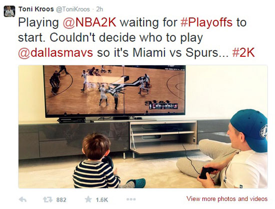  كروس ينشر صورته على تويتر وهو يلعب مع نجله مباراة كرة سلة  -اليوم السابع -4 -2015