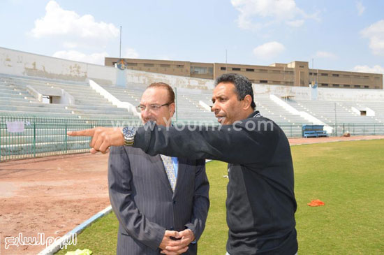 شريف حبيب يتفقد استاد غزل المحلة  -اليوم السابع -4 -2015