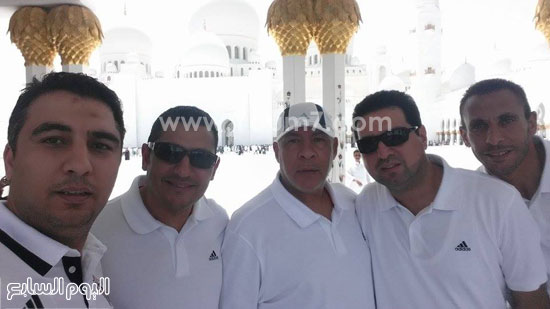  سيد متولى وغانم سلطان مع مصريين مقيمين بالإمارات -اليوم السابع -4 -2015
